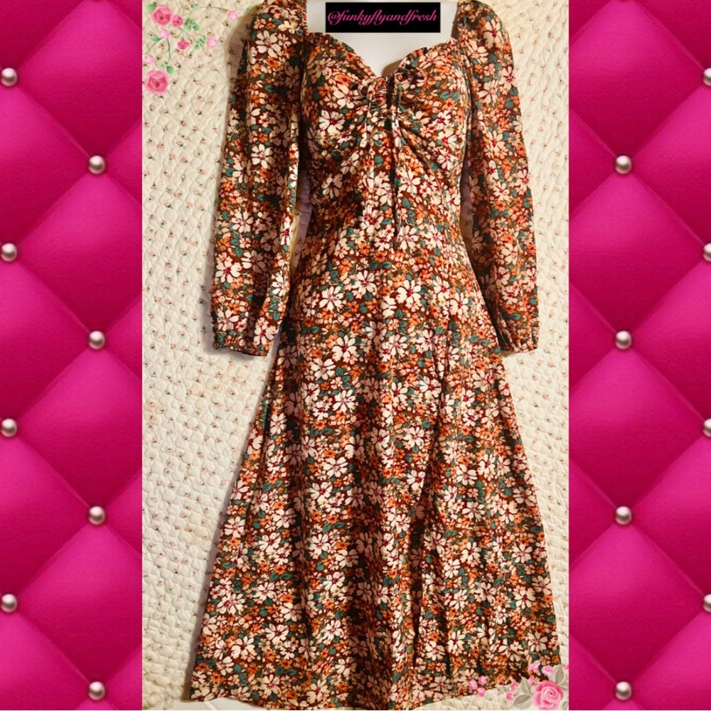 Zolie smocked floral midi Sm L 51" - shoulder/hem 28" bust. 26" waist & 28" hip